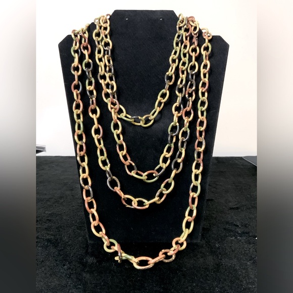 Women’s Multi-Colored Metal Chain Necklace - Picture 5 of 6